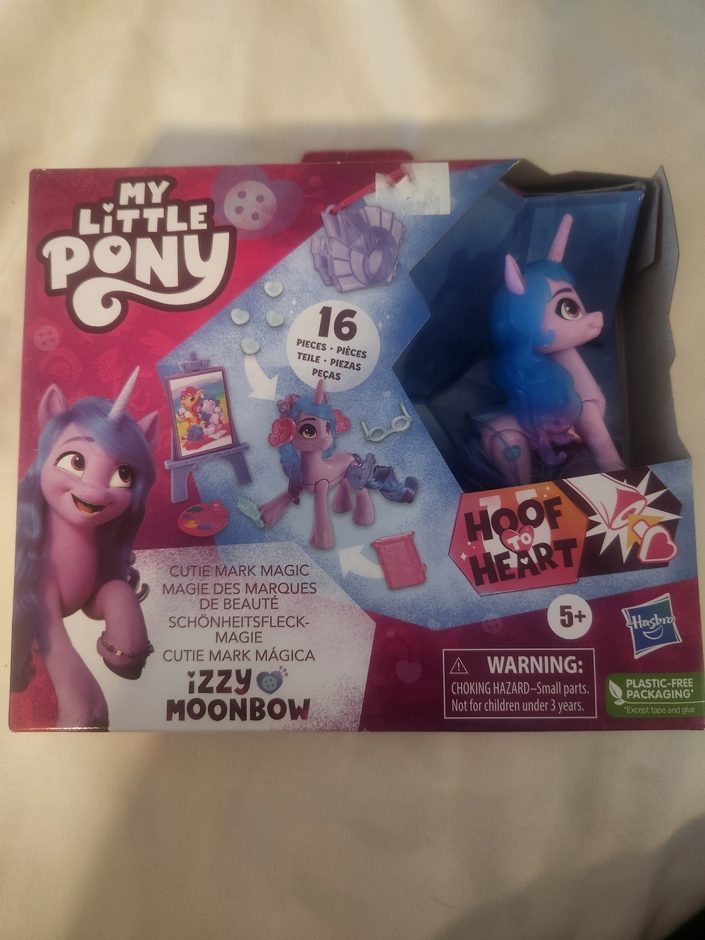 My Little Pony Izzy Moonbow Art Playset - Blue & Pink Pony